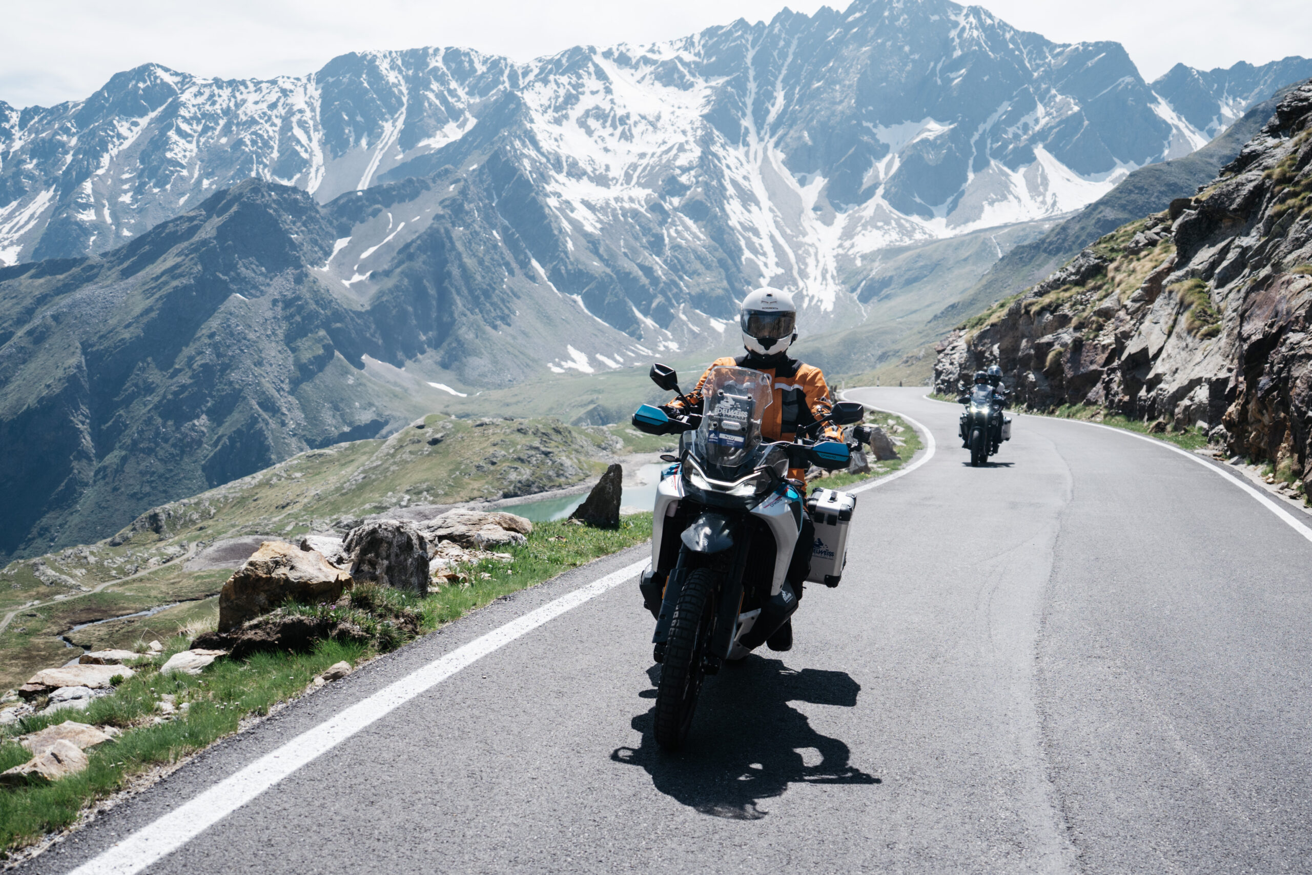CFMOTO 800MT-X v Alpách, Stelvio, Grossglockner, Gavia, Livigno