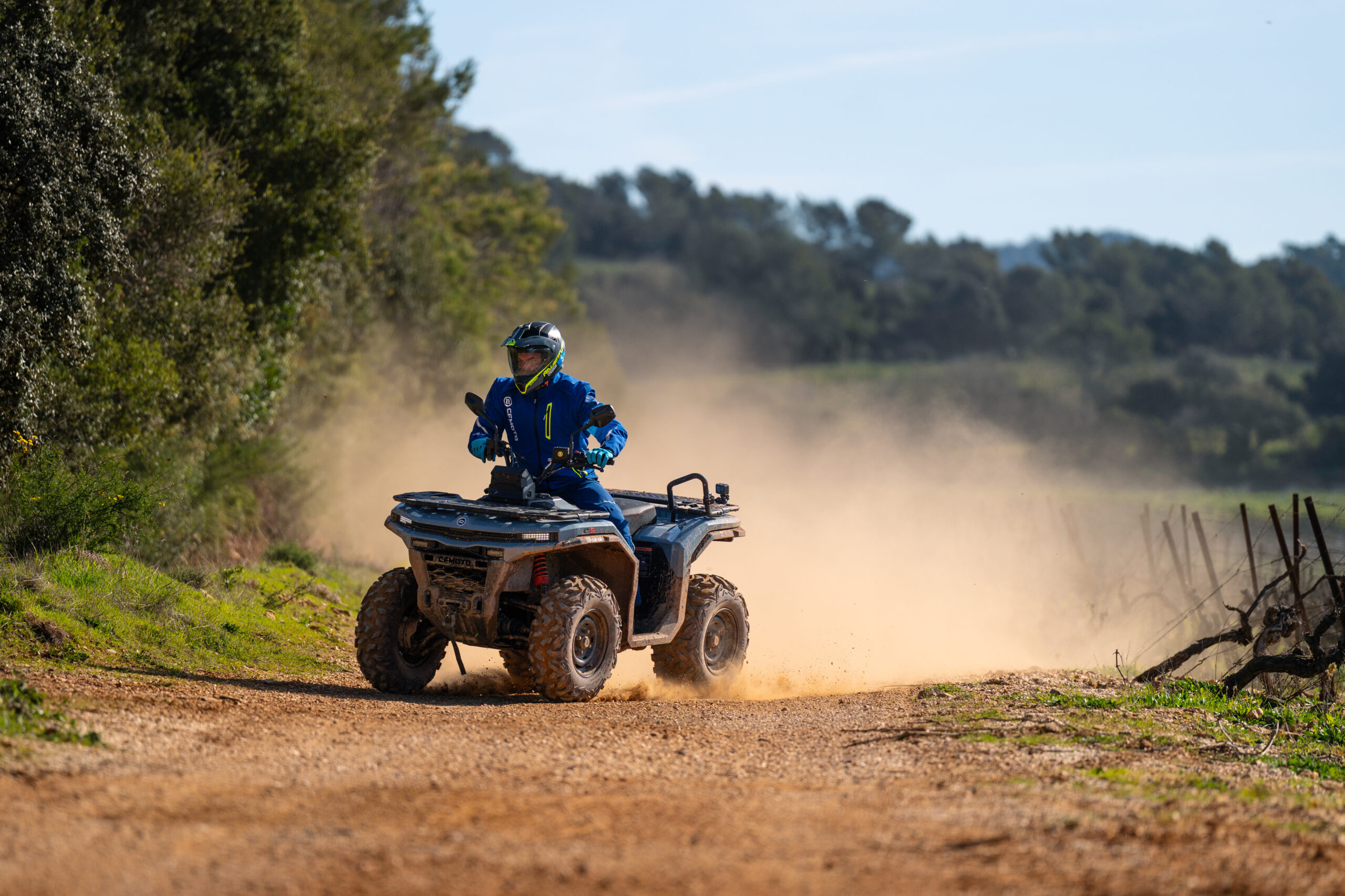 CFMOTO C4 a C5 test Francie