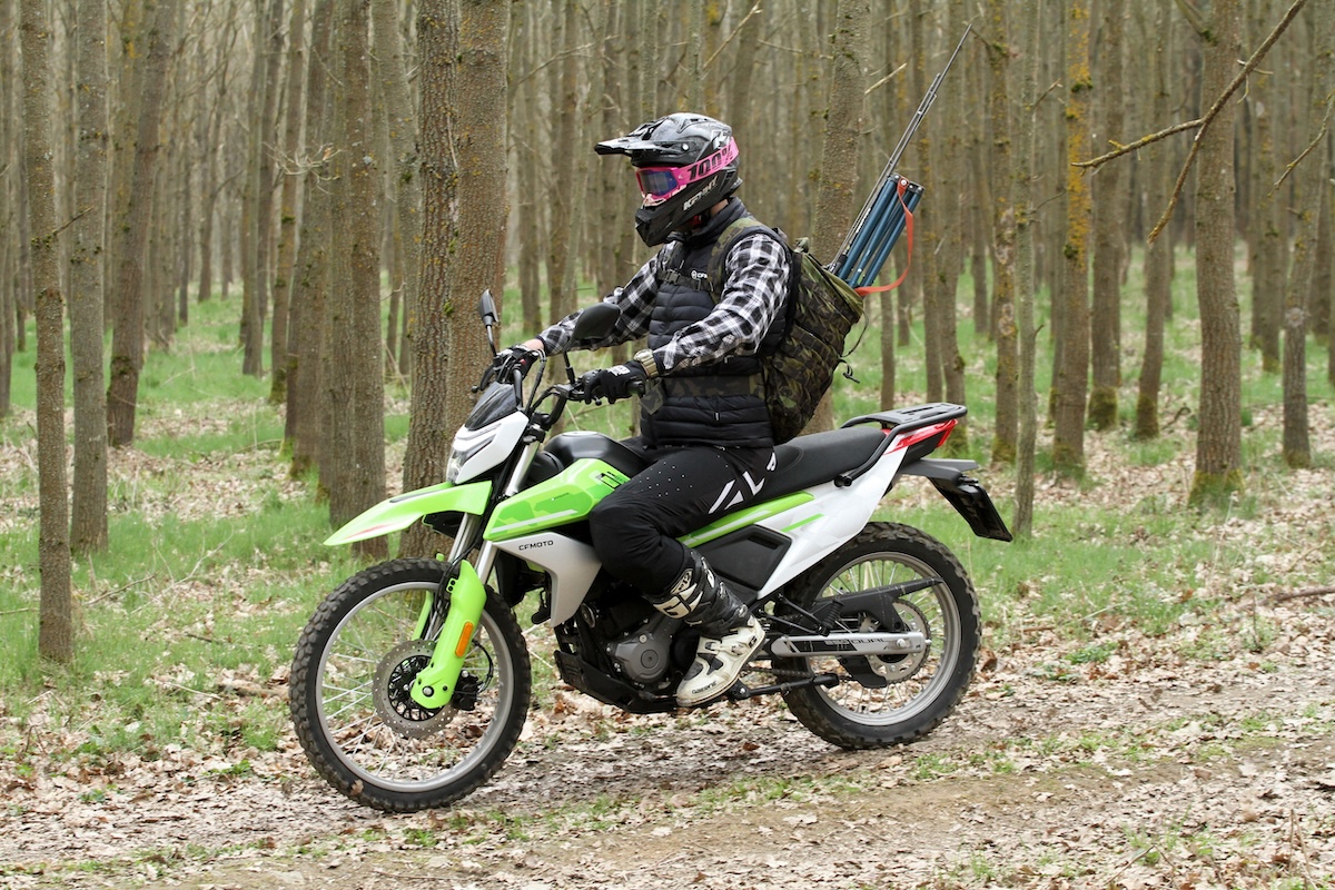 CFMOTO 250Dual